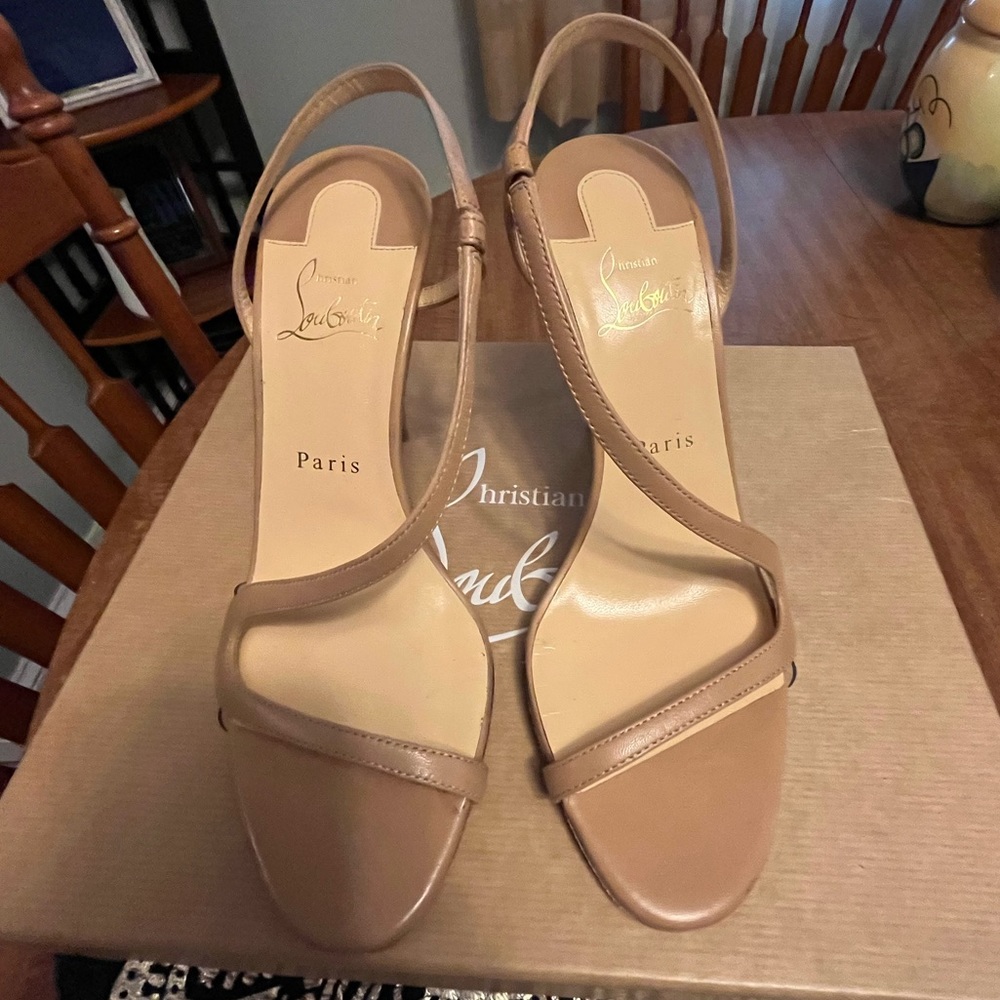 CHRISTIAN LOUBOUTIN ROSALIE NUDE SANDALS